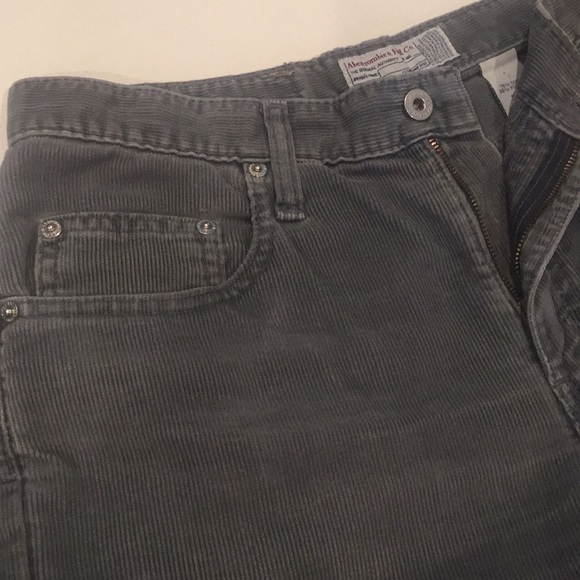 Abercrombie & Fitch Corduroy 8 - Picture 4 of 7